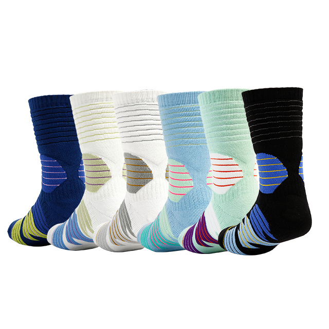 Conseils essentiels pour choisir les meilleures chaussettes pour les tout-petits